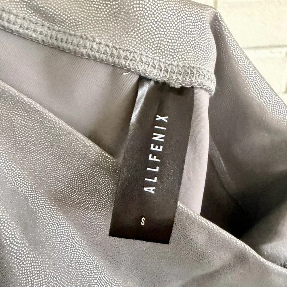 Allfenix Liquid Silver Women's High-Waisted 7/8 Leggings, SZ S LIKE NEW! - Picture 8 of 8